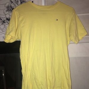 Yellow Tommy Hilfiger t-shirt